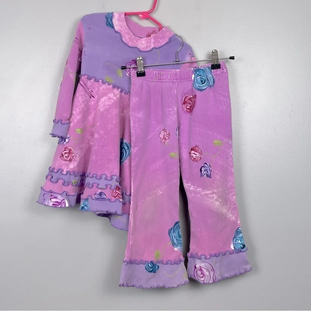 Indygo Artwear pink & purple handpainted floral ruffled 2 piece set, size 4.